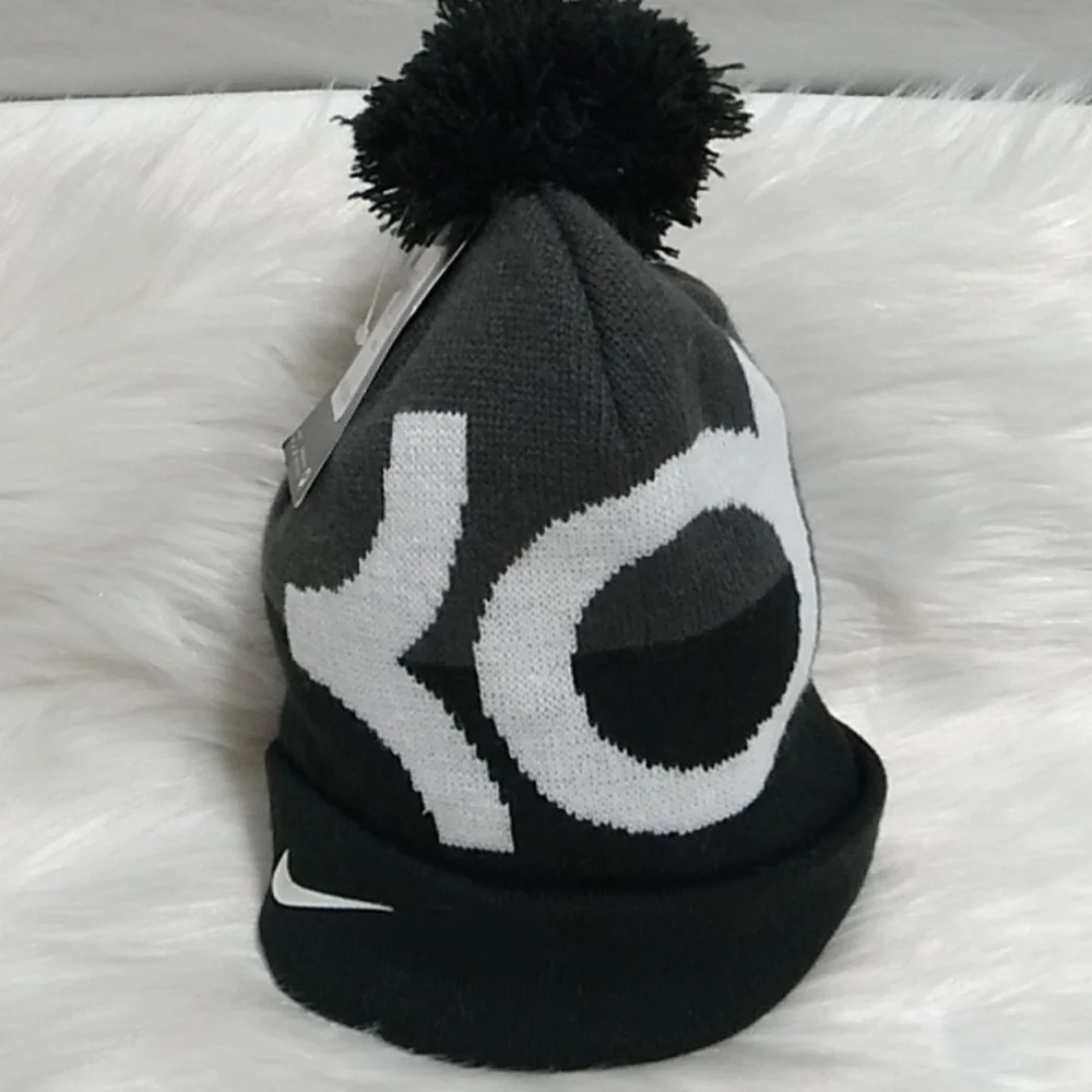 NWT Vintage 2014 Nike Kd White Swoosh Youth Beanie
